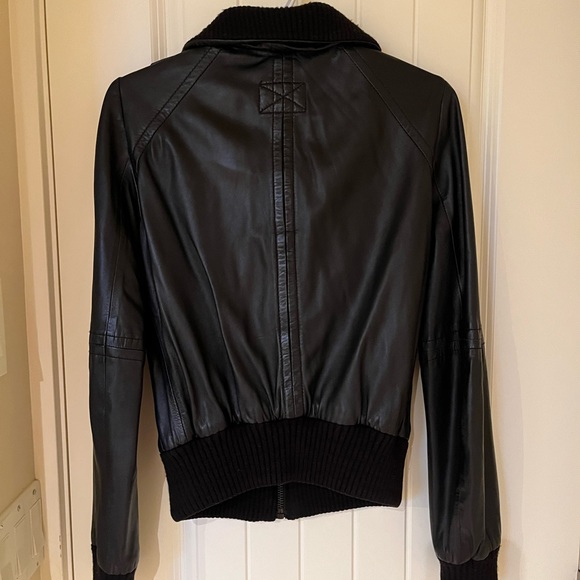 Leather jack - Picture 3 of 4